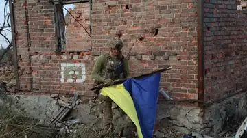 La 3ª Brigada de Asalto de las Fuerzas Armadas de Ucrania, muestran a las tropas liberando el pueblo de Andriivka en la región de Donbás La 3ª Brigada de Asalto de las Fuerzas Armadas de Ucrania, muestran a las tropas liberando el pueblo de Andriivka en la región de Donbás