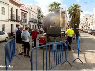 El agua de Lora del Río es declarada no apta por la Junta de Andalucía
