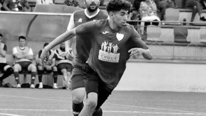 El futbolista Mohamed Idil El futbolista Mohamed Idil