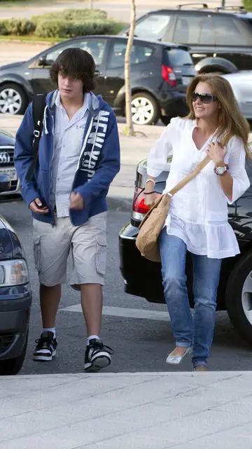 Carmen Morales y su hijo Christian en 2010 Carmen Morales y su hijo Christian en 2010