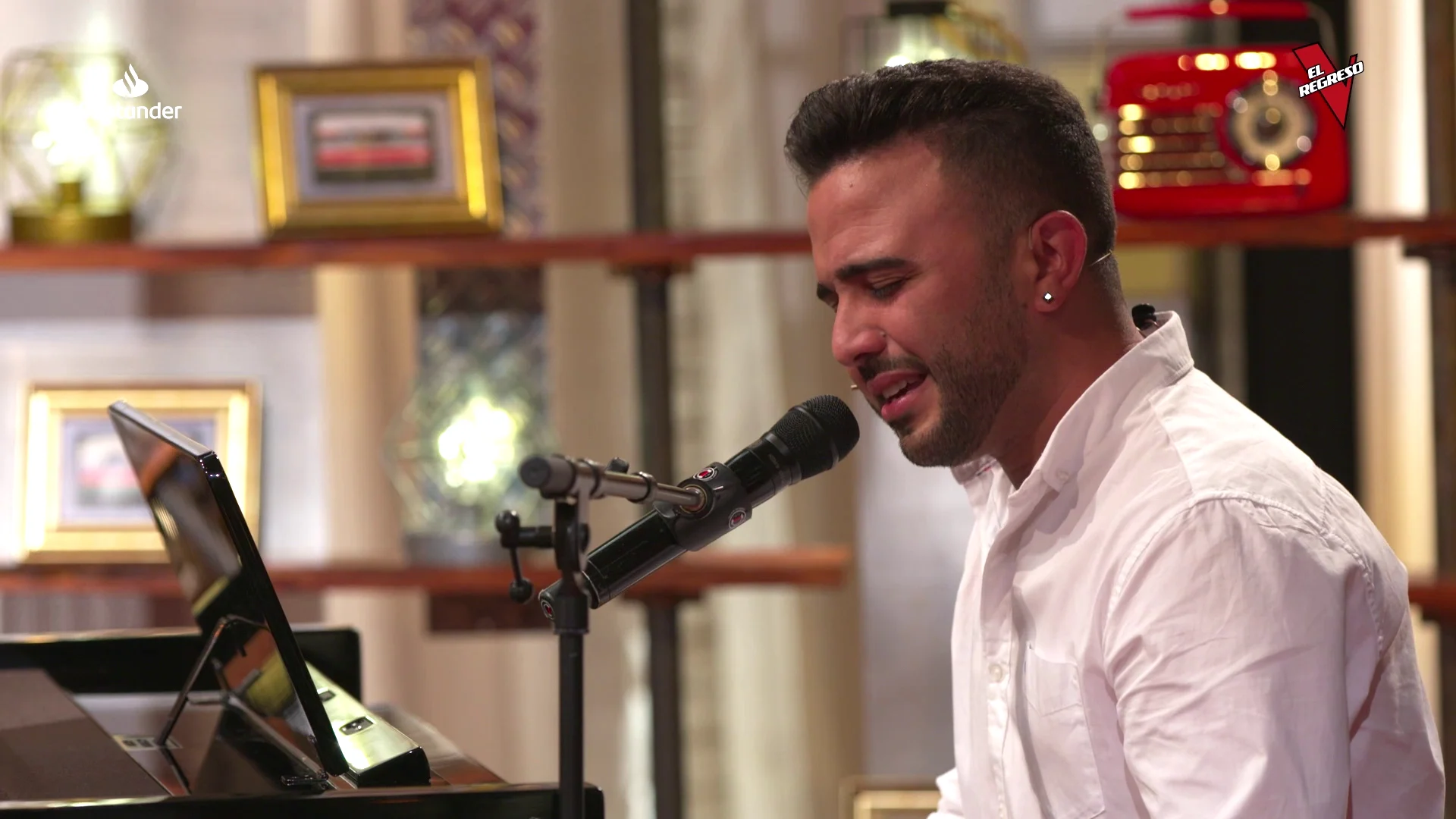 Delicadeza y sentimiento: Lisandro conquista a Miriam Rodríguez con una balada a piano Delicadeza y sentimiento: Lisandro conquista a Miriam Rodríguez con una balada a piano
