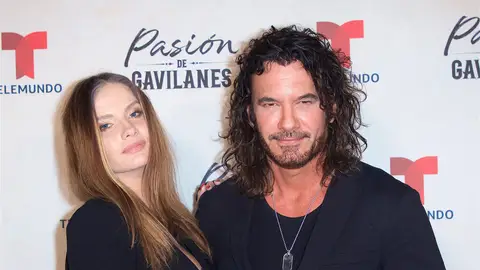 Mario Cimarro y su novia Bronislava Gregusova Mario Cimarro y su novia Bronislava Gregusova