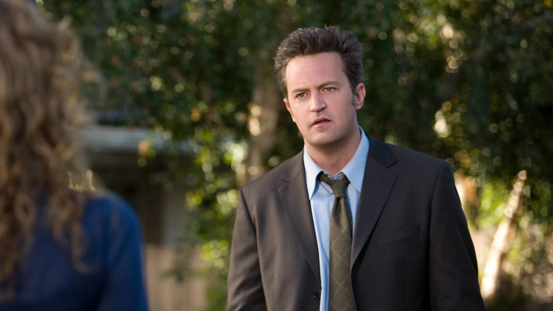 Matthew Perry en la película 17 again Matthew Perry en la película 17 again
