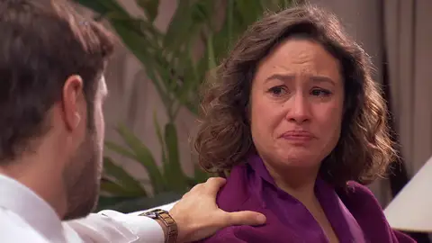 Román entiende el dolor de Victoria tras perder a Diana y le brinda su apoyo: “Estaré a tu lado” Román entiende el dolor de Victoria tras perder a Diana y le brinda su apoyo: “Estaré a tu lado”