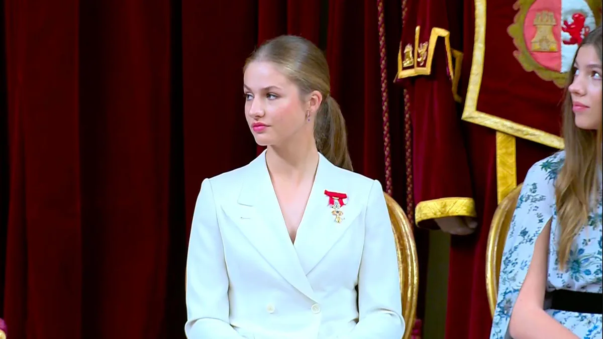 Leonor enfada a sus padres por sus reiteradas conductas inapropiadas 10 Merca2.es El compromiso con la monarquía
