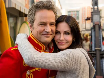Matthew Perry y Courteney Cox Matthew Perry y Courteney Cox