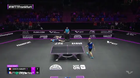 El mejor punto de la historia del ping-pong