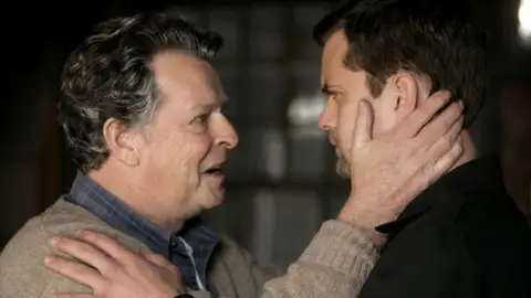 Peter y Walter en Fringe Peter y Walter en Fringe