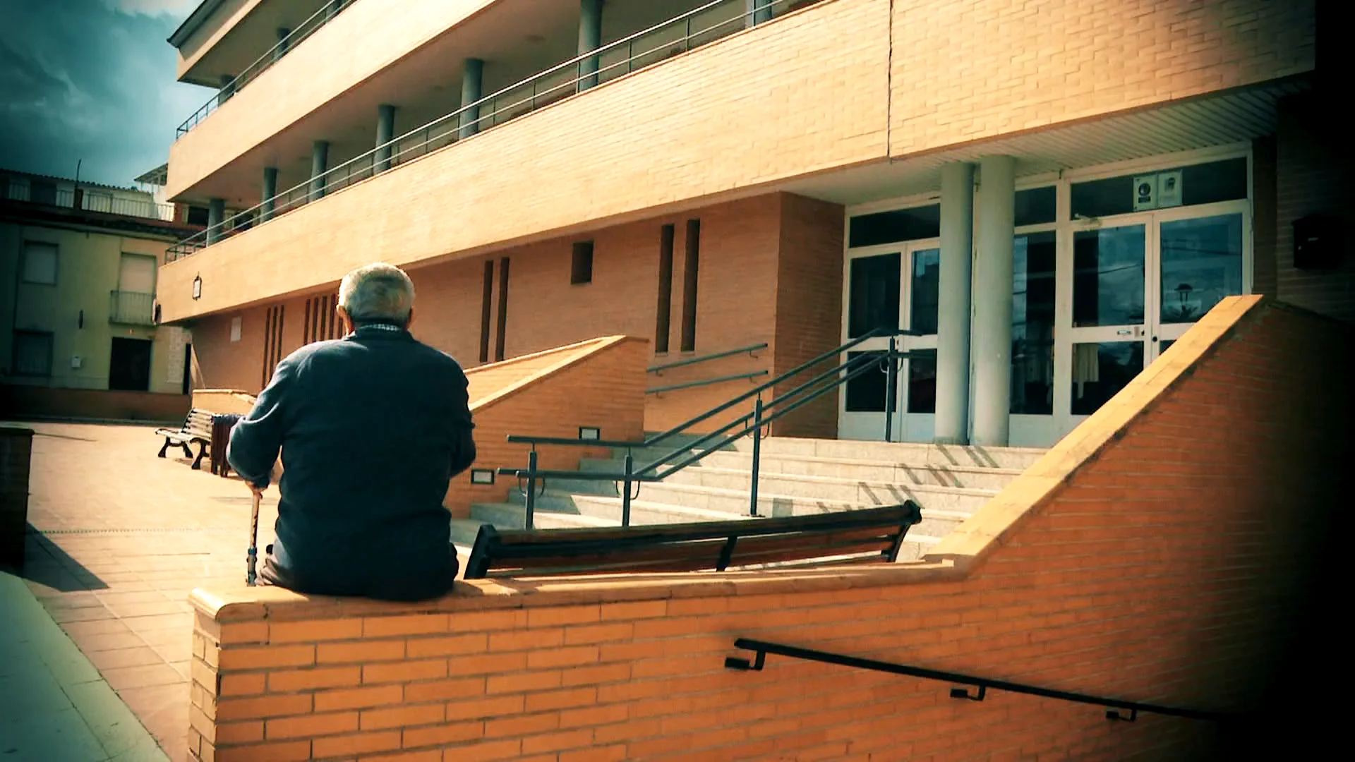 Un hombre de 65 años, a tiros en la residencia en la que vive: "Desde el centro no nos han dado ninguna explicación"