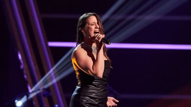 ¡Vaya cierre de equipo! Larisa pisa fuerte con un tema de Christina Aguilera: “Espectacular” 