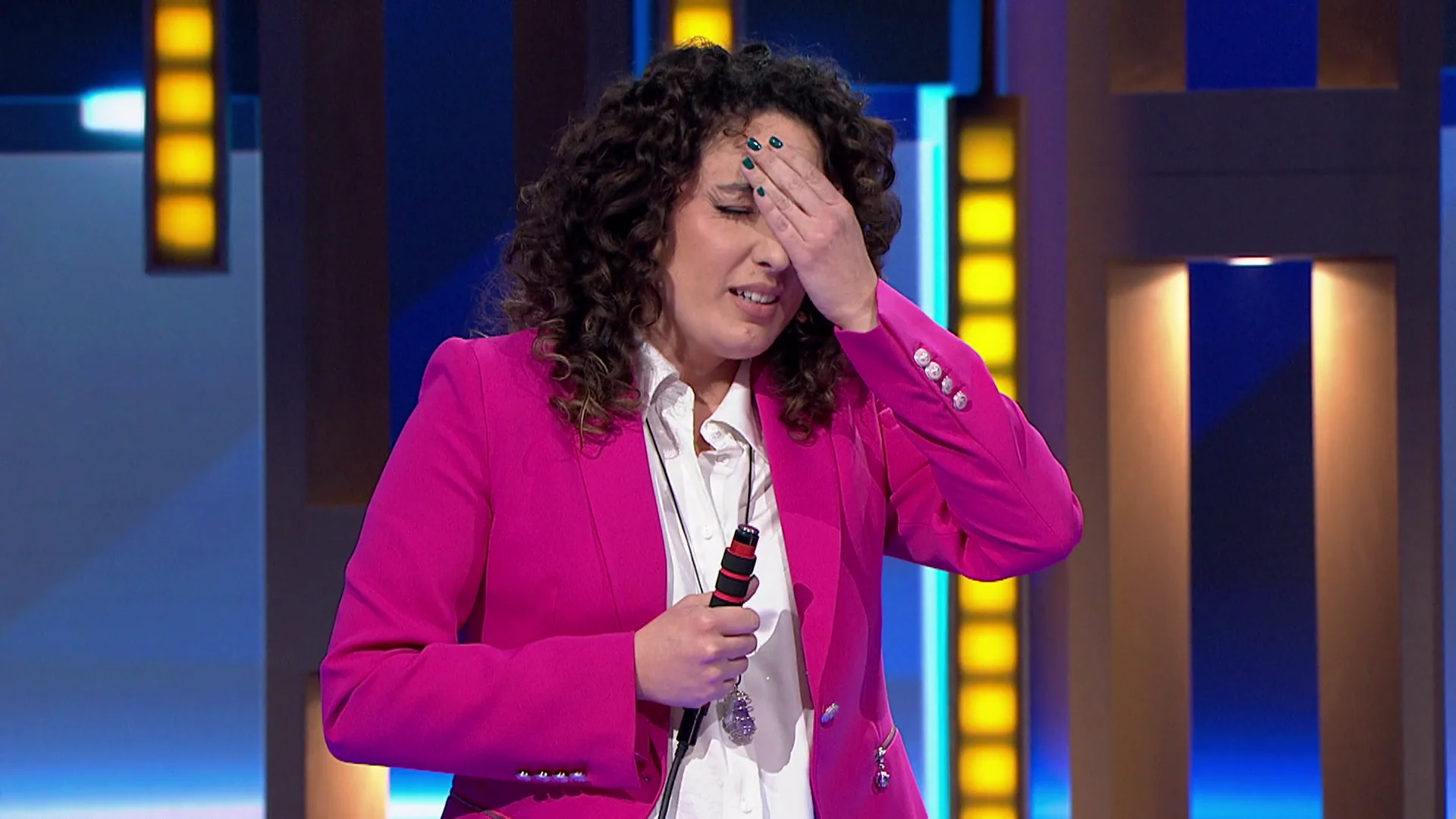 ¡No puede ser! Chanel se cuela en el superpassword pero Jessica no se acuerda de su nombre ¡No puede ser! Chanel se cuela en el superpassword pero Jessica no se acuerda de su nombre