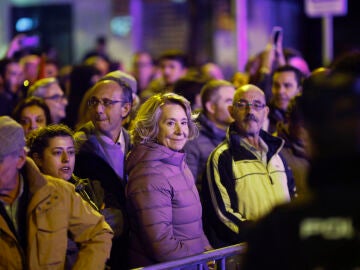 Esperanza Aguirre en la manifestación contra la Ley de Amnistía en Ferraz, Madrid