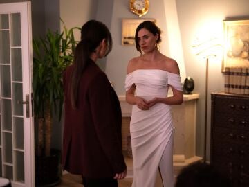 La inesperada confesi&oacute;n de Derya mientras se prueba su vestido de novia