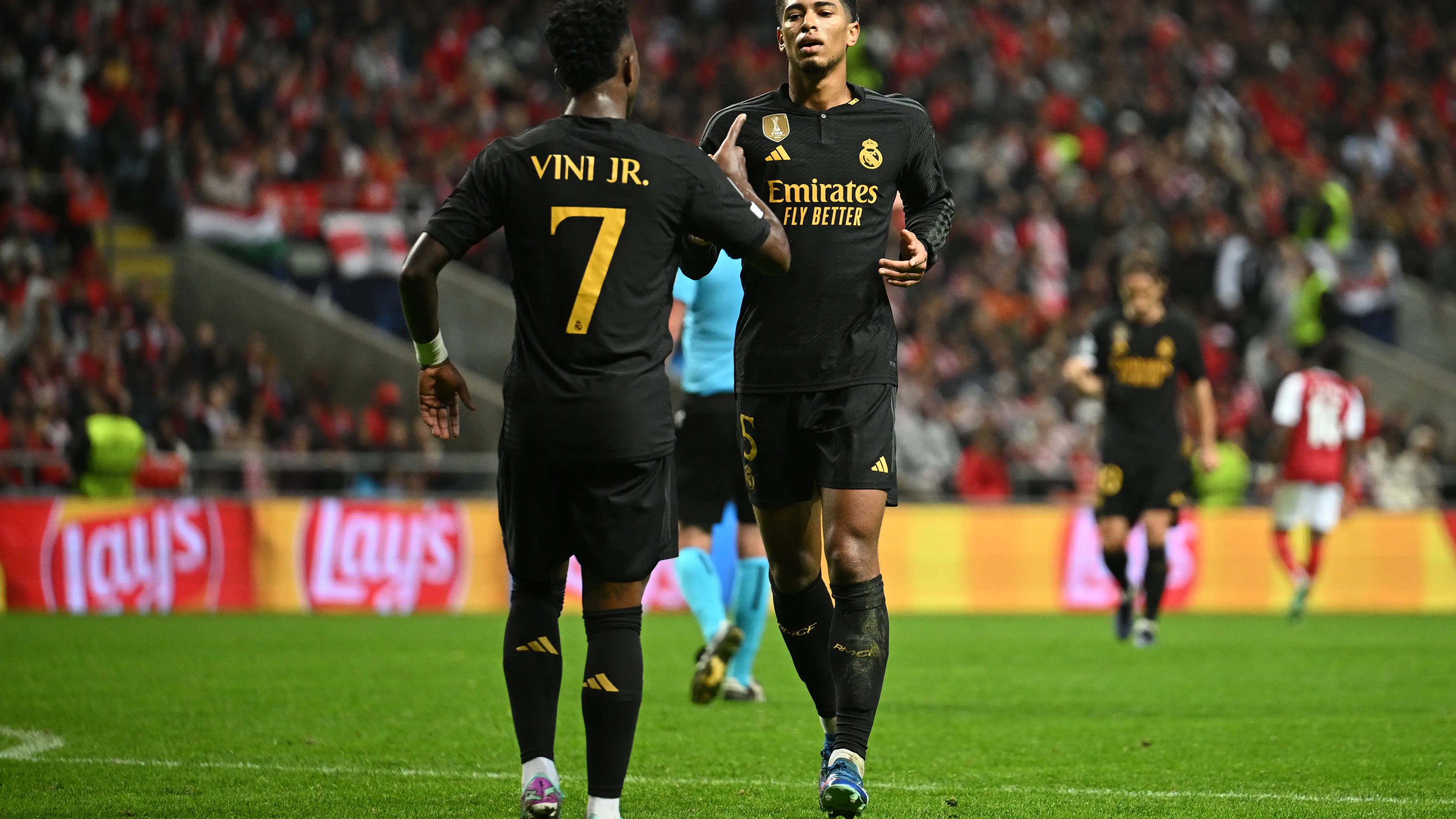 Jude Bellingham y Vinicius Jr en el partido de ida de Champions ante el Braga Jude Bellingham y Vinicius Jr en el partido de ida de Champions ante el Braga