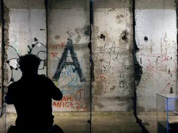 Parte del muro que compone la exposición 'El Muro de Berlín. Un mundo dividido' Parte del muro que compone la exposición 'El Muro de Berlín. Un mundo dividido'