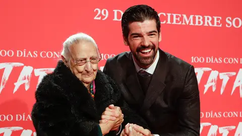 Miguel Ángel Muñoz con su Tata Miguel Ángel Muñoz con su Tata