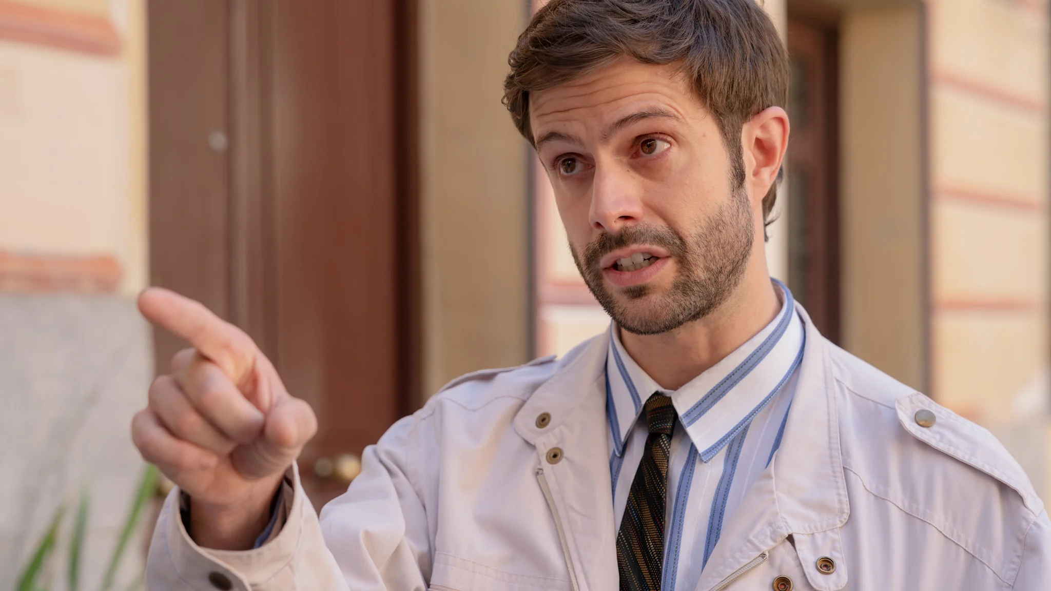 Rom&aacute;n llega a las manos con Curro tras conocer la verdad del accidente de Malena: &ldquo;La podr&iacute;as haber matado&rdquo;
