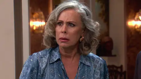 Elena estalla contra Román tras descubrir su traición: “Lola tiene que desaparecer de nuestras vidas” Elena estalla contra Román tras descubrir su traición: “Lola tiene que desaparecer de nuestras vidas”