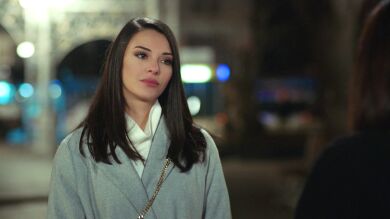 Leyla se deja aconsejar por Şahika para seguir reteniendo a Halit: “No voy a dejar que me olvide”