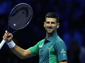 Nova Djokovic celebra su triunfo ante Rune en las ATP Finals 2023 Nova Djokovic celebra su triunfo ante Rune en las ATP Finals 2023