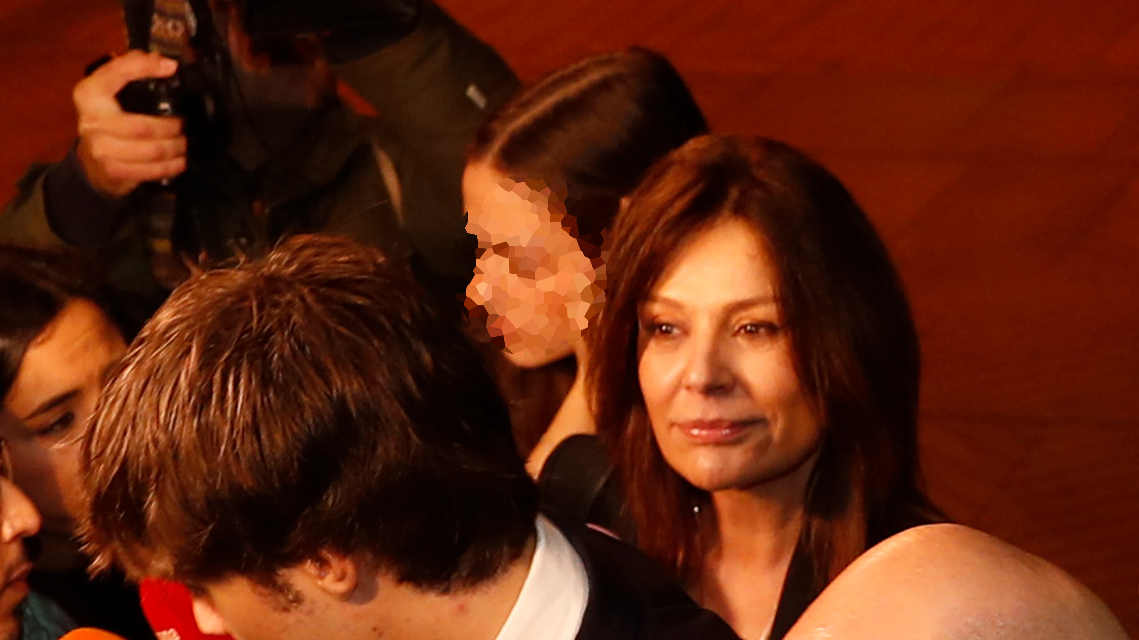 Nuria González, junto a sus hijos Nuria González, junto a sus hijos