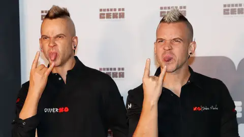 Dabiz Muñoz y su figura en el Museo de Cera Dabiz Muñoz y su figura en el Museo de Cera