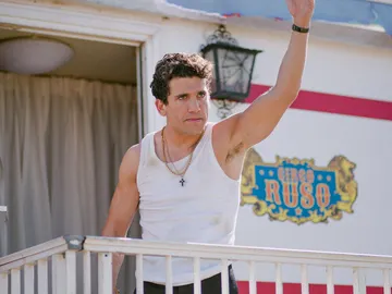 Jaime Lorente es Ángel Cristo Jaime Lorente es Ángel Cristo