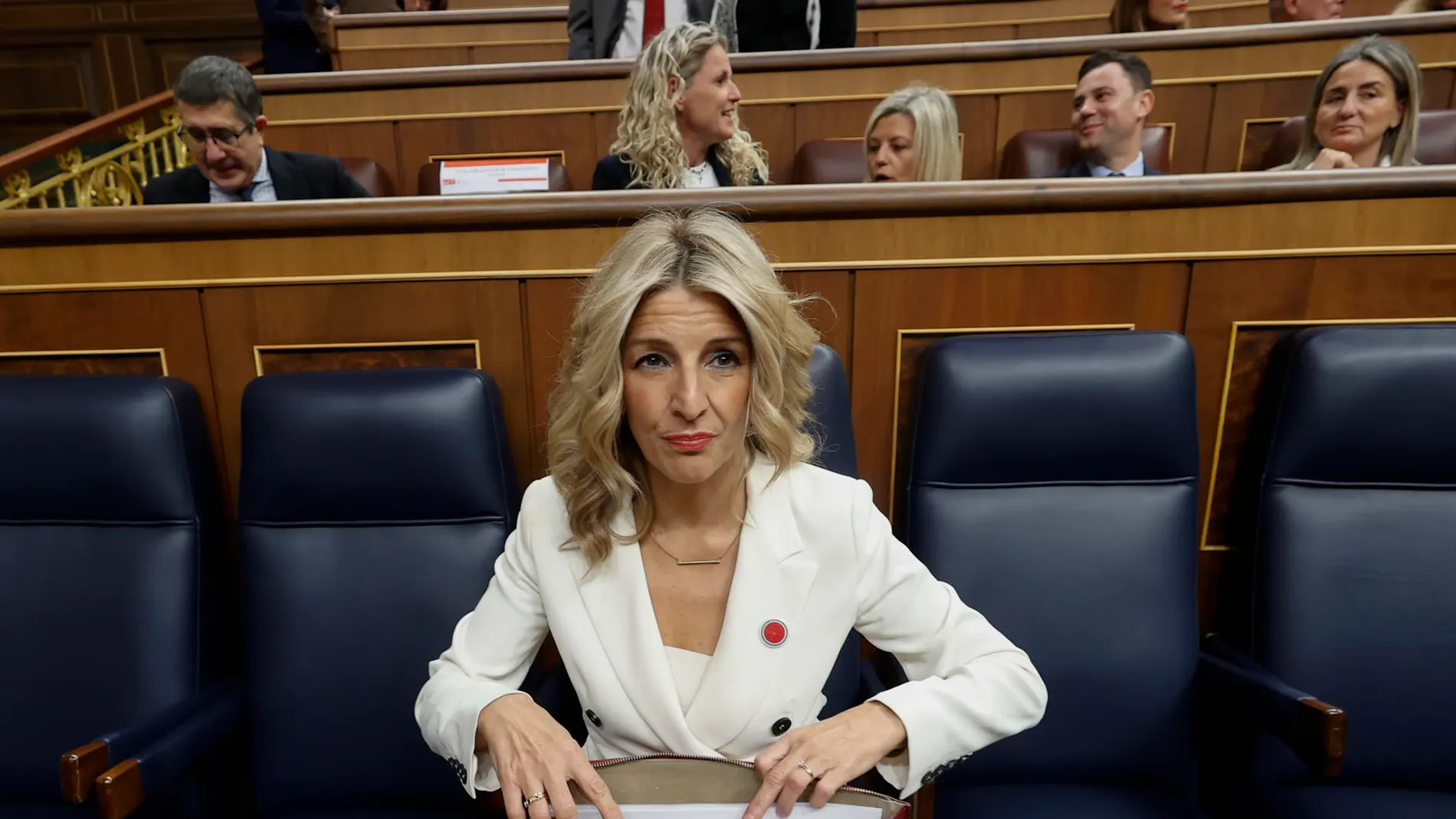 Yolanda Díaz acusa a Nadia Calviño de querer