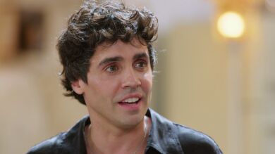 Javier Ambrossi se sincera con Joaquín: “Me di cuenta de que era gay viendo Farmacia de Guardia”