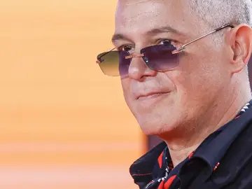 Alejandro Sanz no recibió la notificación por su deuda de 3 millones de euros durante los Latin Grammy en Sevilla Alejandro Sanz no recibió la notificación por su deuda de 3 millones de euros durante los Latin Grammy en Sevilla