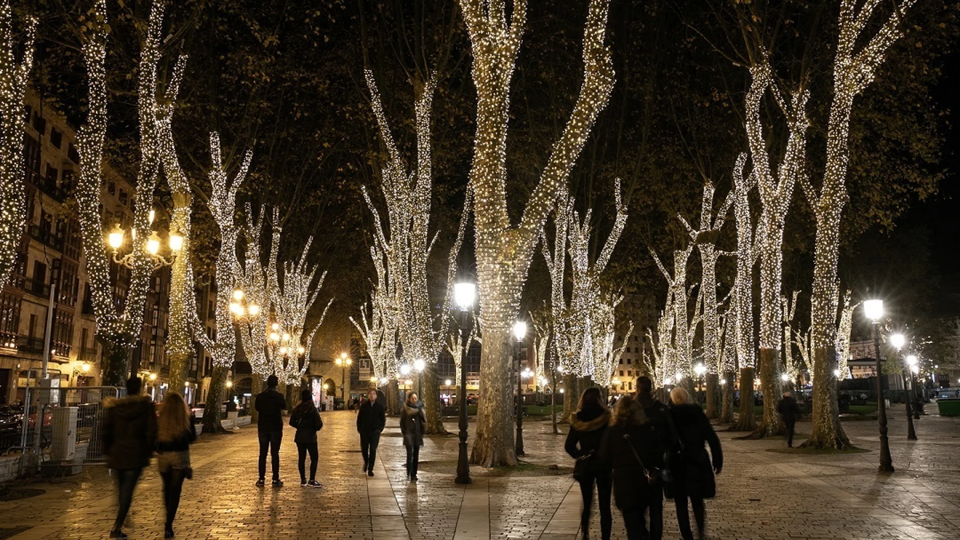 Decoración navideña en las calles de Bilbao