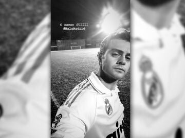 Yiğit Ko&ccedil;ak, &Ouml;mer en Hermanos, gran aficionado de un equipo de f&uacute;tbol espa&ntilde;ol 