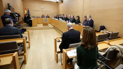 El Tribunal de Cuentas celebra el juicio a una treintena de ex altos cargos de la Generalitat catalana