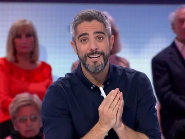 "Vamos a hablar de besar": La curiosidad con la que Roberto Leal conquista a los invitados "Vamos a hablar de besar": La curiosidad con la que Roberto Leal conquista a los invitados
