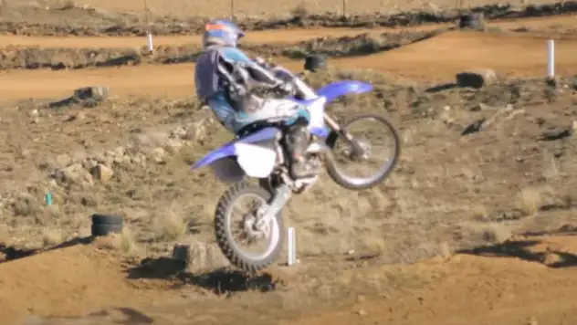 Un piloto de motocross en la prueba de 'Mx Los Patos' Un piloto de motocross en la prueba de 'Mx Los Patos'
