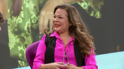 Ángela Carrasco agradece a Camilo Sesto que siempre la respetara: "Nunca me dijo nada, era un señor" Ángela Carrasco agradece a Camilo Sesto que siempre la respetara: "Nunca me dijo nada, era un señor"