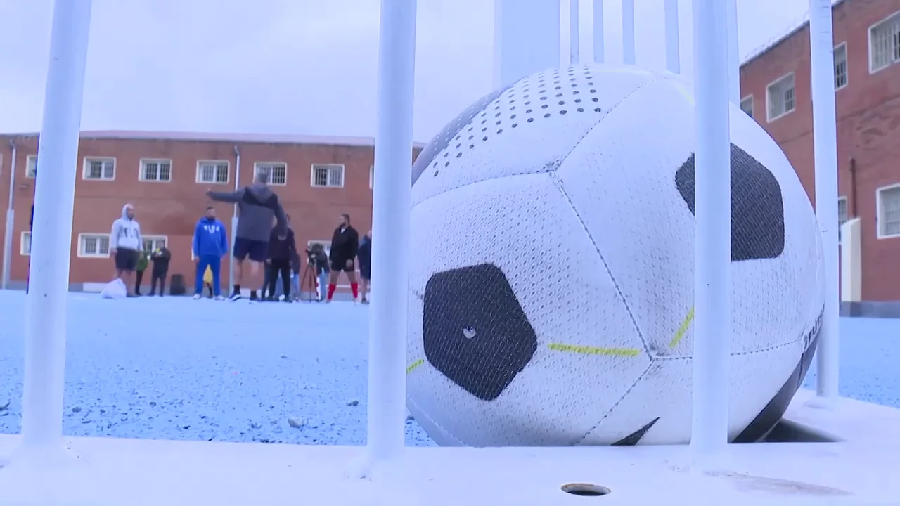 F&uacute;tbol en la c&aacute;rcel, una terapia para la reinserci&oacute;n
