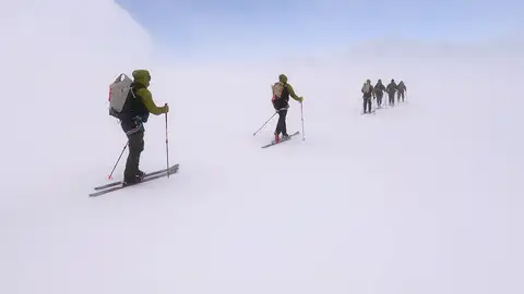 El Grupo Militar de Alta Montaña, a la espera del buen tiempo para ascender al Lautaro