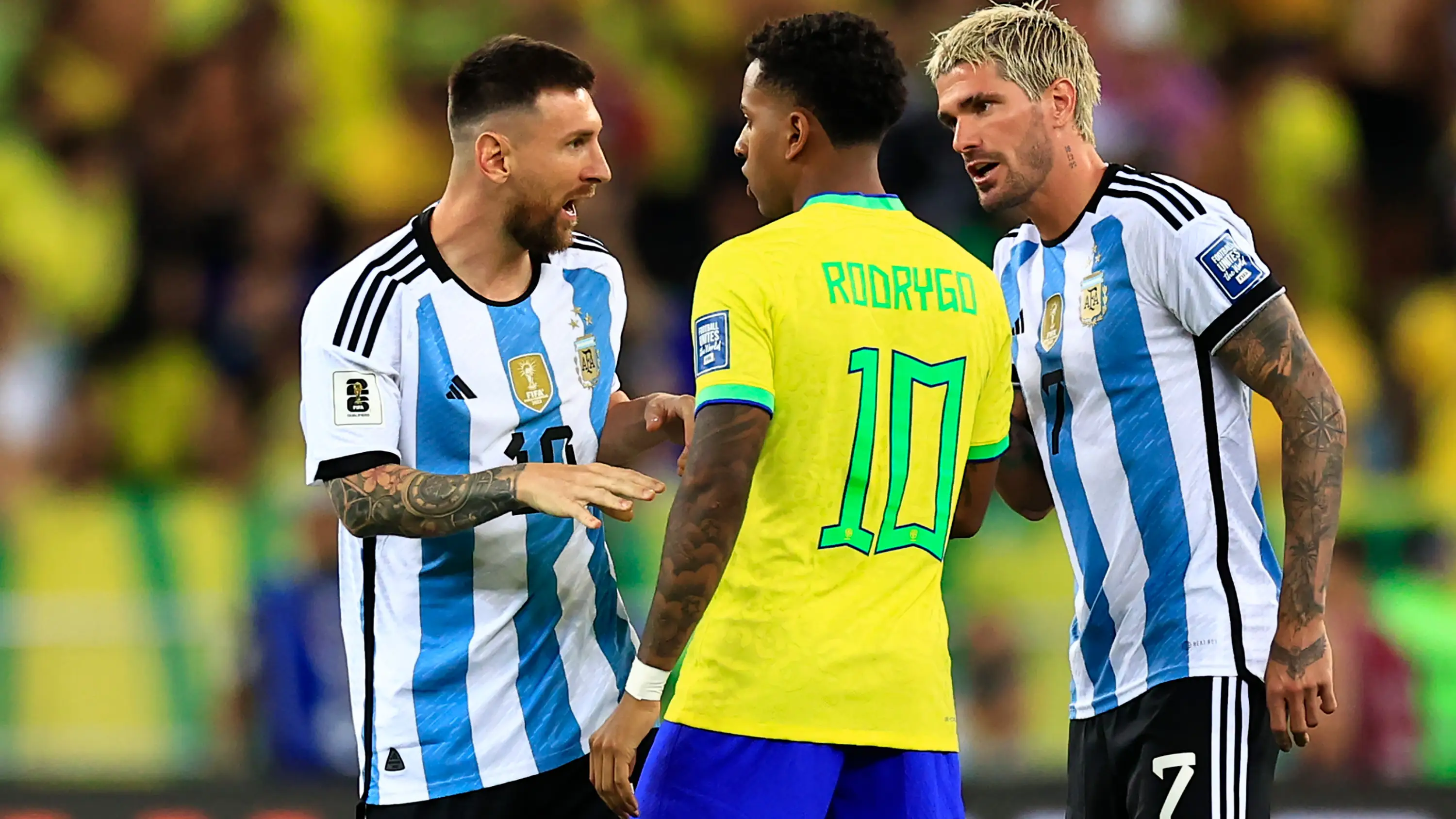 Encontronazo entre Messi y Rodrygo Encontronazo entre Messi y Rodrygo