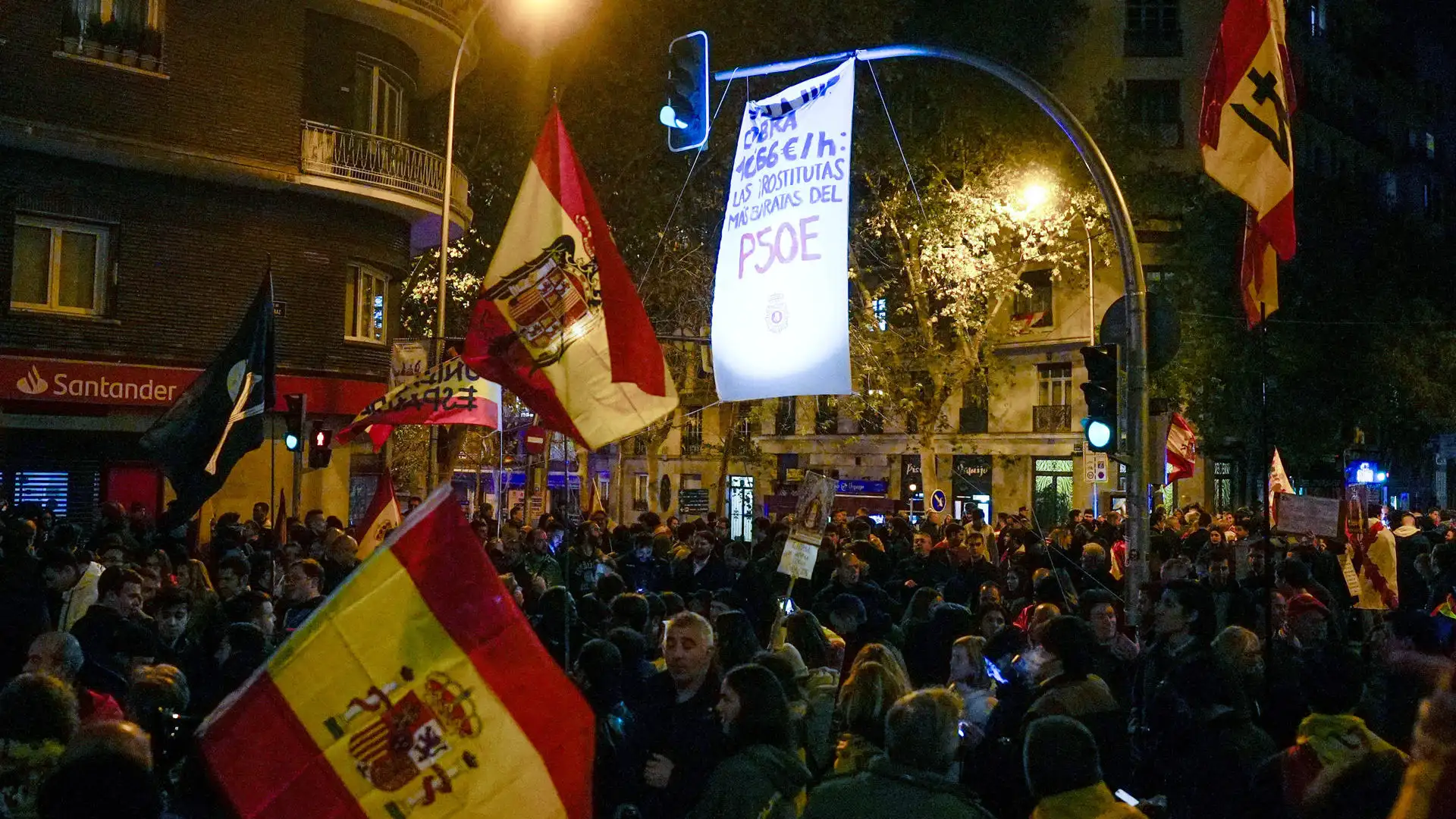 Manifestación en Ferraz contra la amnistía Manifestación en Ferraz contra la amnistía
