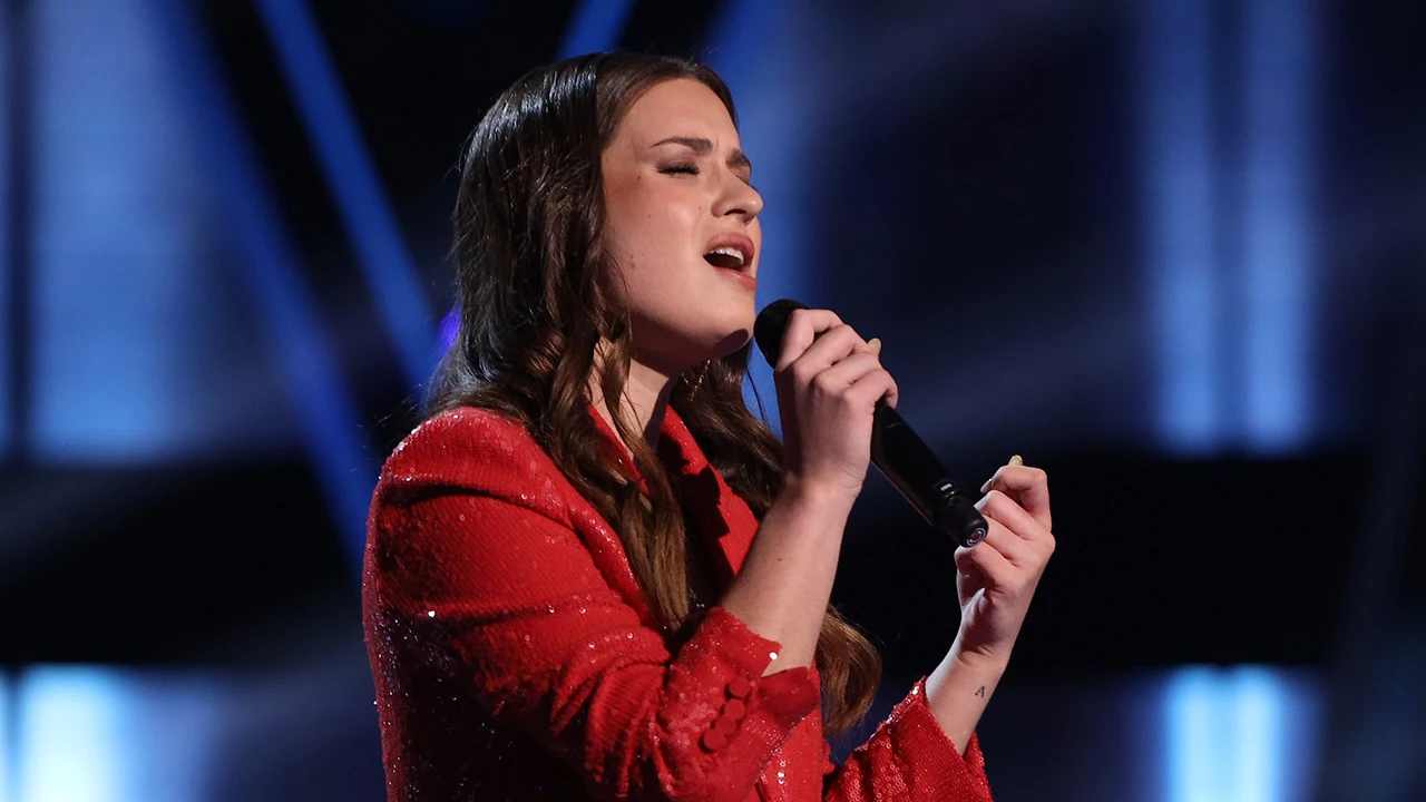 ¡Qué preciosidad! Elsa llega al corazón al cantar Vas a quedarte de Aitana ¡Qué preciosidad! Elsa llega al corazón al cantar Vas a quedarte de Aitana