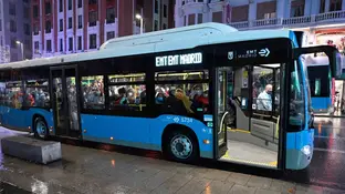 Imagen de archivo de un autobús de la EMT en Madrid Autobuses EMT gratis en Madrid: cuándo, días y horarios