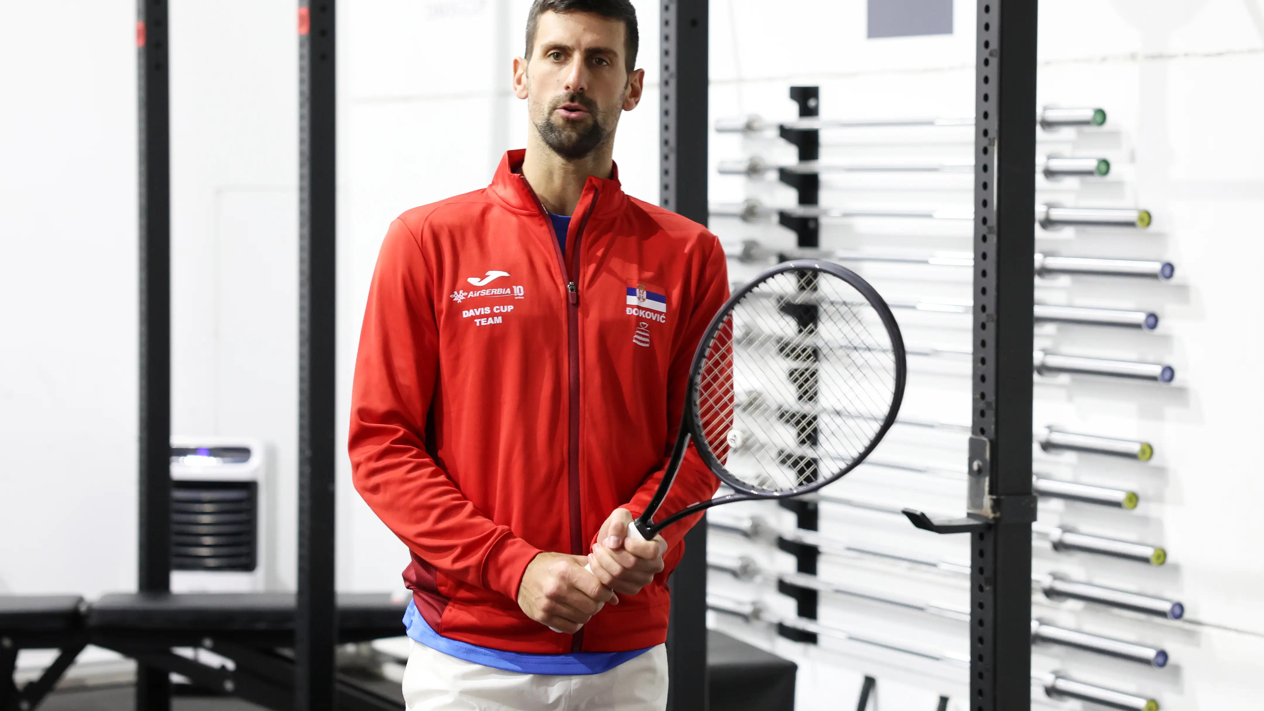 Djokovic, calentando en el Palacio de Deportes Jose Maria Martin Carpena Djokovic, calentando en el Palacio de Deportes Jose Maria Martin Carpena