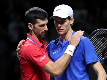 Djokovic saluda a Sinner en Málaga Djokovic saluda a Sinner en Málaga
