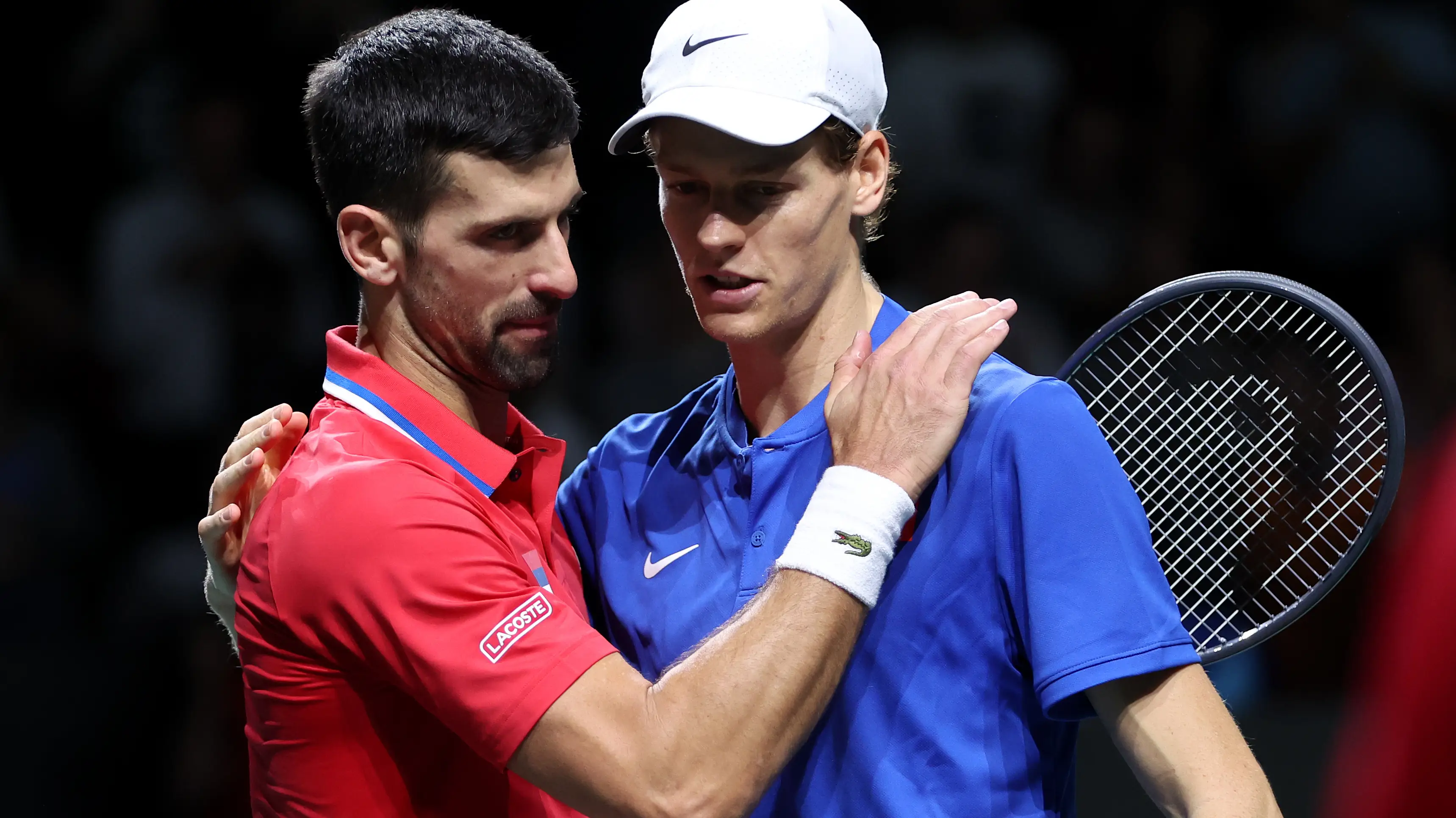 Djokovic saluda a Sinner en Málaga Djokovic saluda a Sinner en Málaga