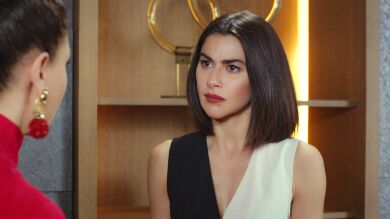 Ender le comunica a Şahika su despido de la empresa: “La nueva dirección no te quiere aquí”