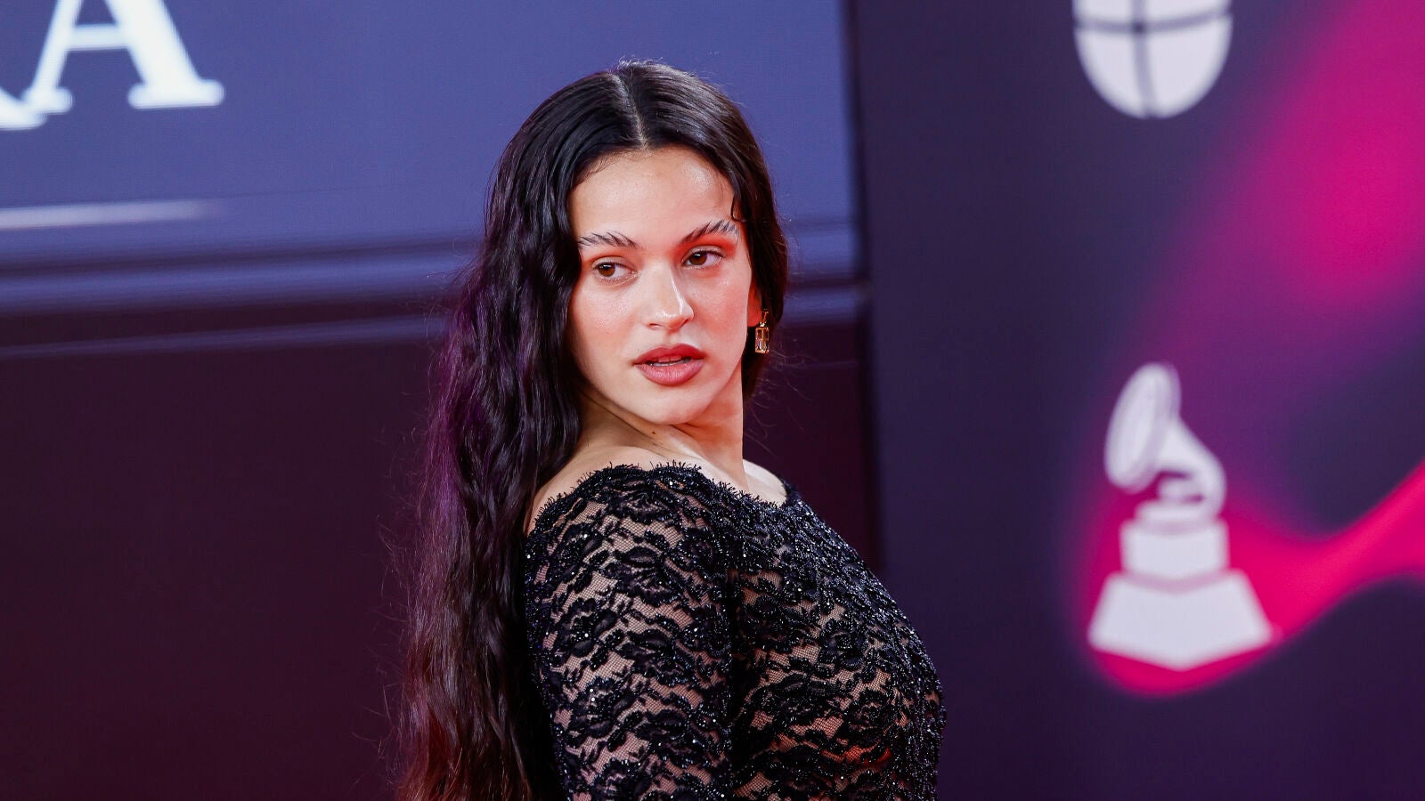 ¿Quiénes son los maquilladores de famosas como Rosalía, Aitana, Georgina Rodríguez, Úrsula Corberó o Blanca Suárez?