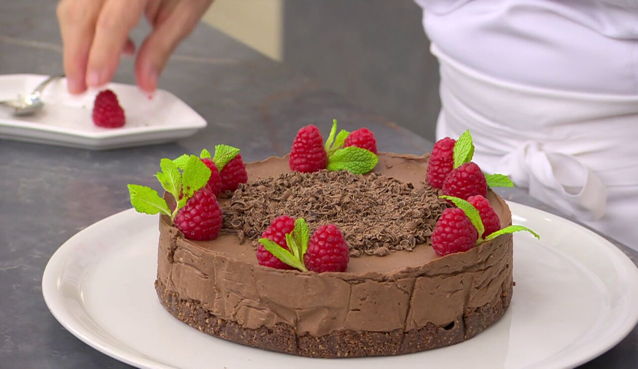 Tarta fr&iacute;a de chocolate: la receta m&aacute;s sencilla de Eva Argui&ntilde;ano