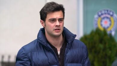 En el último capítulo de Hermanos: Ömer lucha por hacer justicia y Şevval y Akif se quedan más solos que nunca