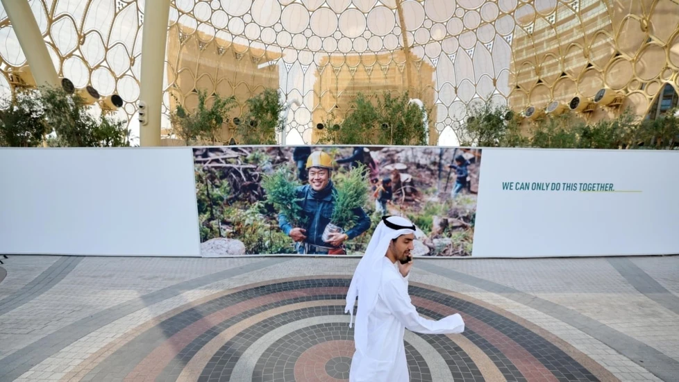 CUMBRE POR EL CLIMA EN UN PAÍS CUYA ECONOMÍA DEPENDE DEL PETRÓLEO Sede de la COP 28, en Dubai.